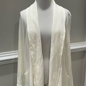 Cream cardigan with pockets